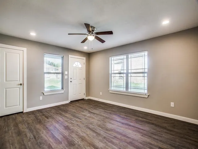 $1,650 | 8008 Doreen Avenue, Fort Worth, TX 76116