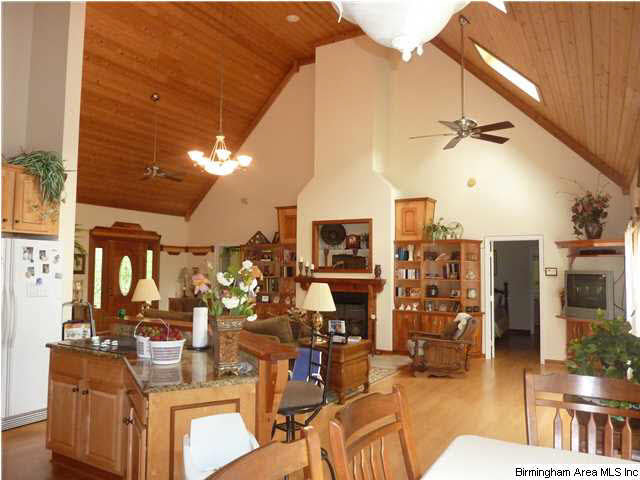 1855 Smokey Road Alabaster, AL 35007 - Photo 8 of 32