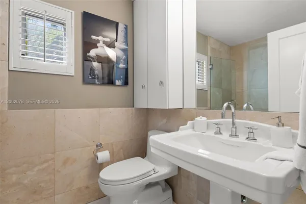 $6,950 | 482 Northeast 93rd Street, Miami Shores, FL 33138