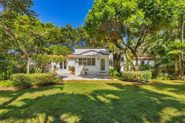 $6,950 | 482 Northeast 93rd Street, Miami Shores, FL 33138
