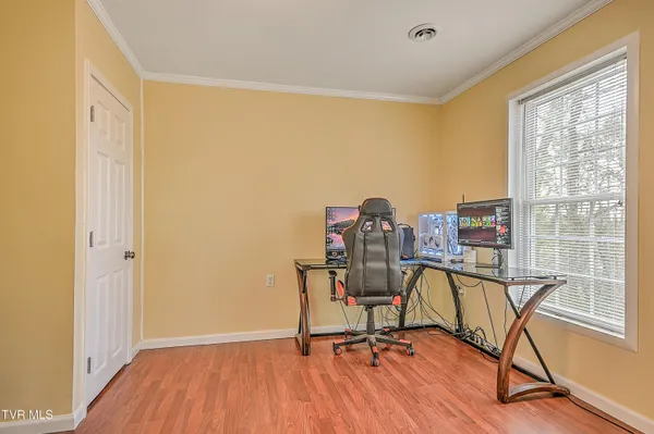 $330,000 | 245 Leonard Street Northwest, Abingdon, VA 24210