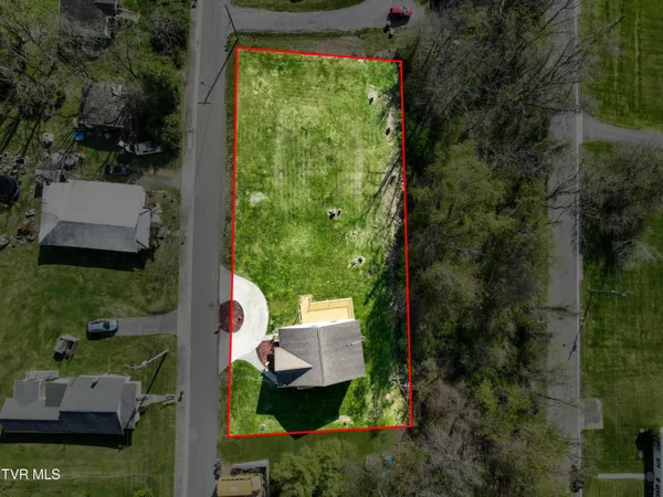 $330,000 | 245 Leonard Street Northwest, Abingdon, VA 24210