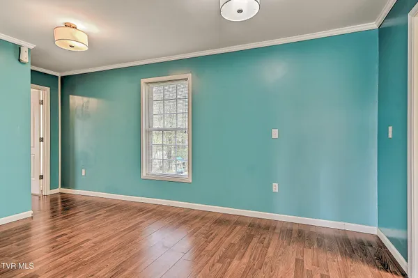 $330,000 | 245 Leonard Street Northwest, Abingdon, VA 24210