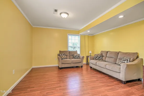 $330,000 | 245 Leonard Street Northwest, Abingdon, VA 24210