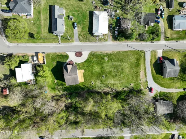 $330,000 | 245 Leonard Street Northwest, Abingdon, VA 24210