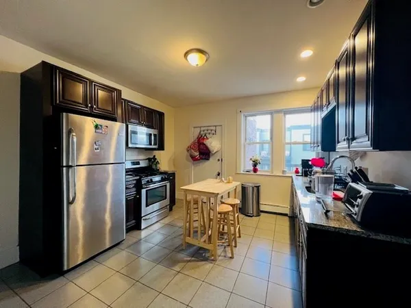 $5,000 | 137 St Alphonsus Street, Unit 3, Boston, MA 02120