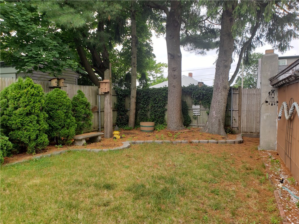93 Spring Avenue Barrington, RI 02806 - Photo 14 of 21 Gallery Image 14