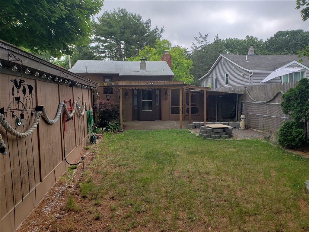 93 Spring Avenue Barrington, RI 02806 - Photo 15 of 21 Gallery Image 15