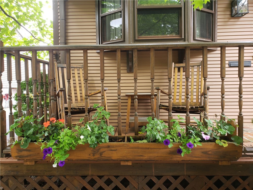 93 Spring Avenue Barrington, RI 02806 - Photo 2 of 21 Gallery Image 2