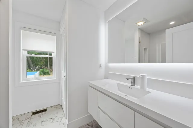 $1,160,000 | 18 Old Campground, Harwich, MA 02645