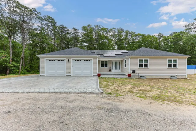 $1,160,000 | 18 Old Campground, Harwich, MA 02645