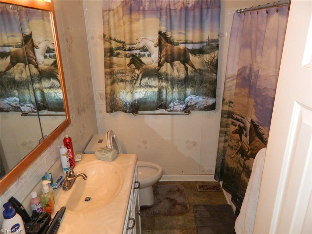 549 Lee Road Thomasville, NC 27360 - Photo 23 of 23 Gallery Image 23