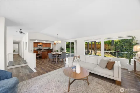 $1,275,000 | 6215 122nd Avenue Southeast, Bellevue, WA 98006