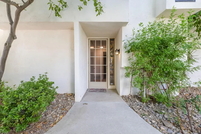 $2,400 | 48728 Desert Flower Drive, Palm Desert, CA 92260