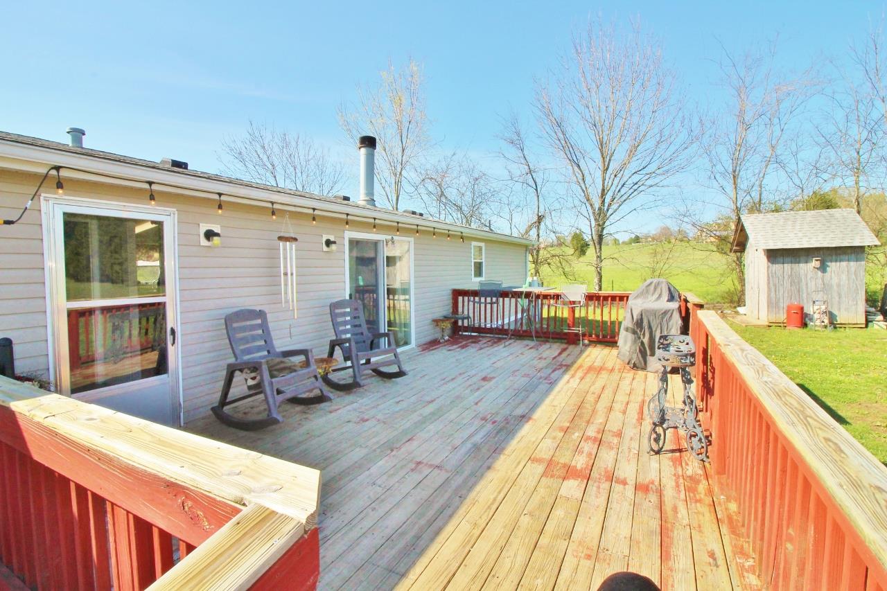 1119 Maple Hill Road Lebanon, TN 37087 - Photo 29 of 30 a view of a patio with swimming pool