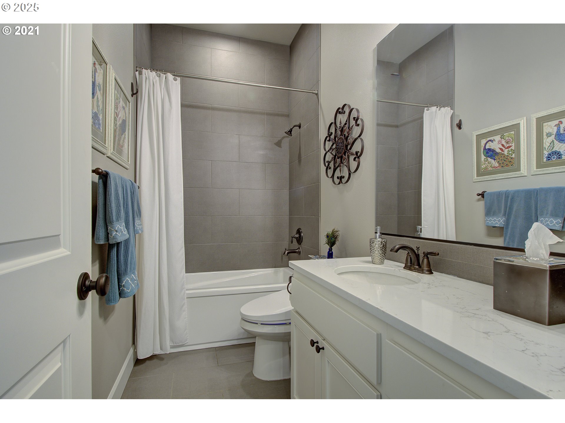 15116 Northeast Grantham Road Amboy, WA 98601 - Photo 8 of 9 a bathroom with a sink toilet and shower