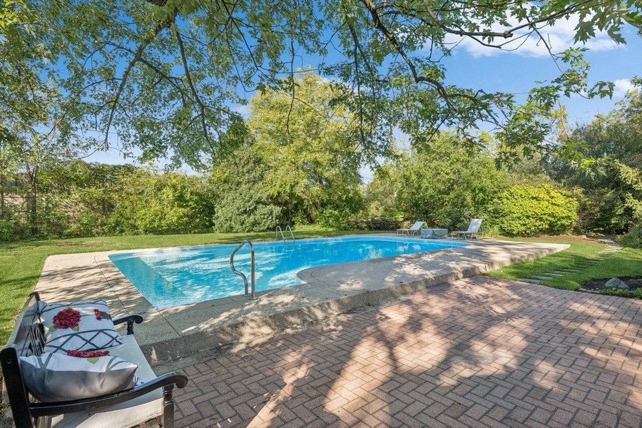 334 7 Pines Circle Highland Park, IL 60035 - Photo 18 of 19