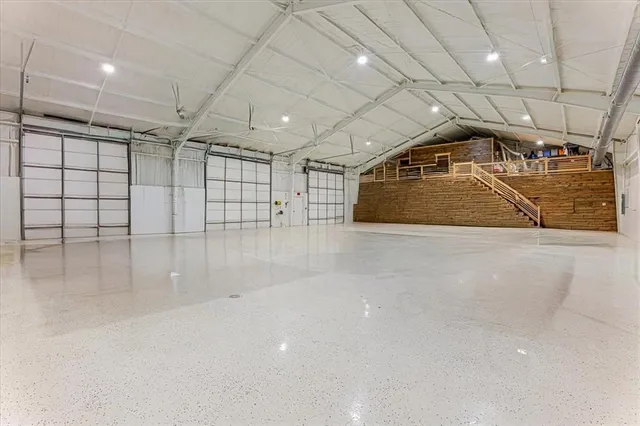 a view of a storage & utility room