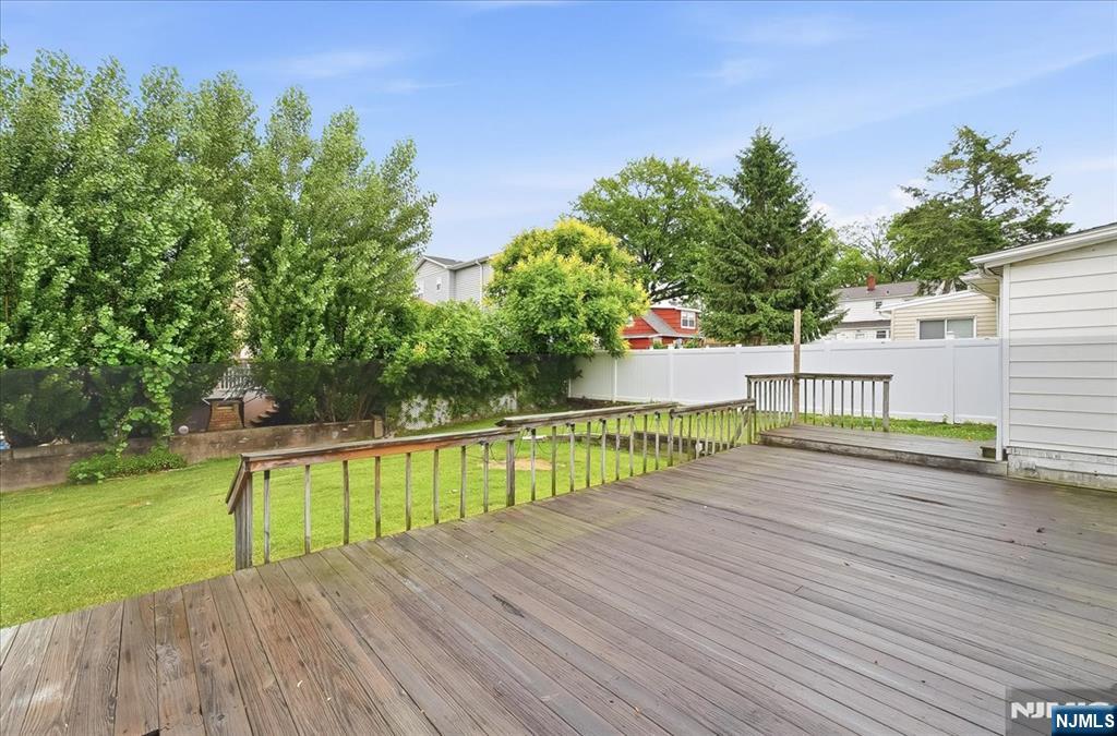 5 Lexington Avenue Wallington, NJ 07057 - Photo 45 of 48