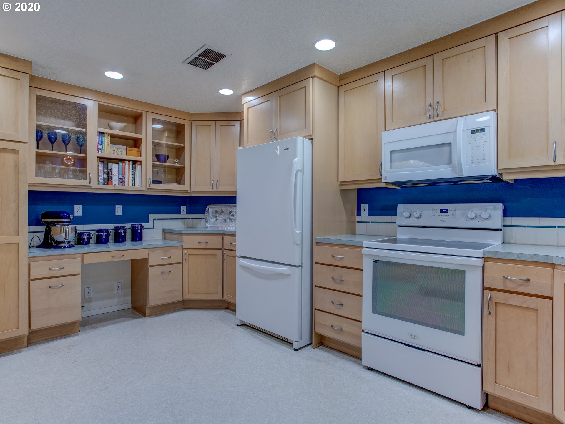 9315 Southwest Taylor Street Portland, OR 97225 - Photo 9 of 25 Gallery Image 9