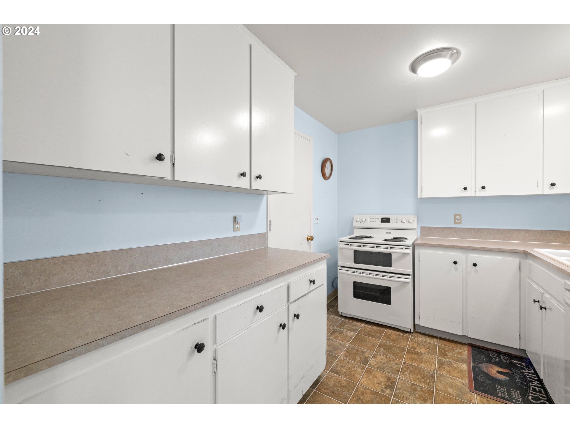 1224 Quinn Road Woodburn, OR 97071 - Photo 12 of 35 Gallery Image 12