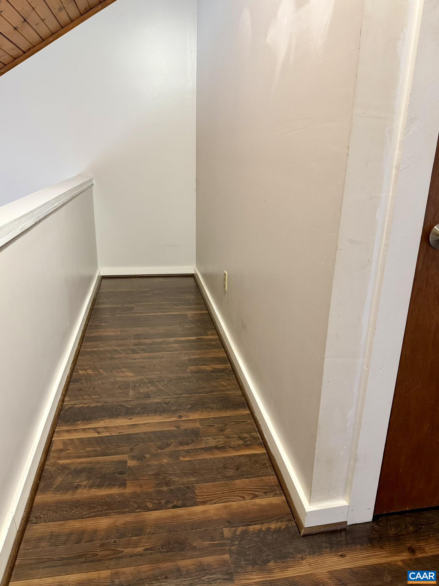 1497 Salem Church Road Palmyra, VA 22963 - Photo 25 of 37 Upstairs Landing Nook