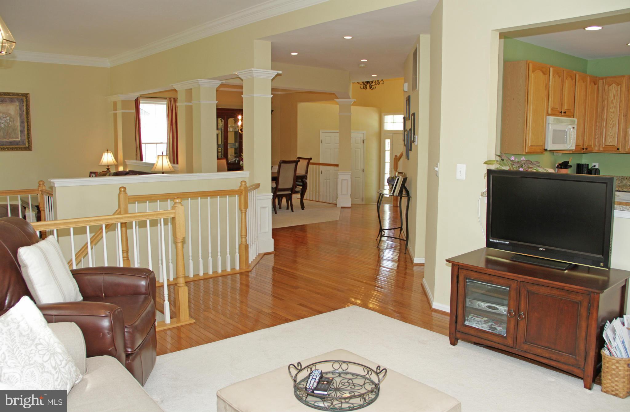 47551 Rippling Drive Sterling, VA 20165 - Photo 12 of 30 10' Ceilings across Main Level