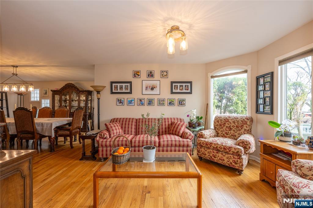 35 Turnberry Road Little Falls, NJ 07424 - Photo 5 of 41