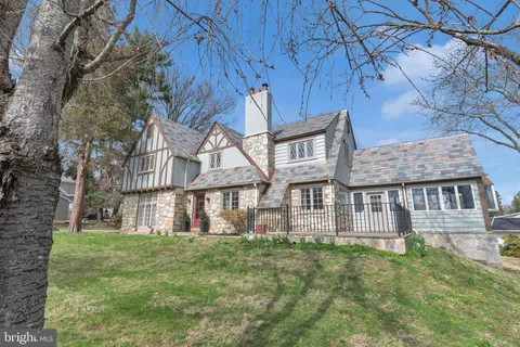 $1,275,000 | 24 Golfview Road, Doylestown, PA 18901