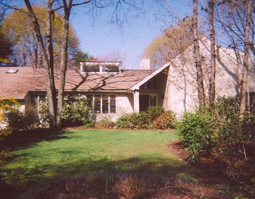 370 Brookbend Road Fairfield, CT 06824 - Photo 1 of 1 a front view of a house with a yard