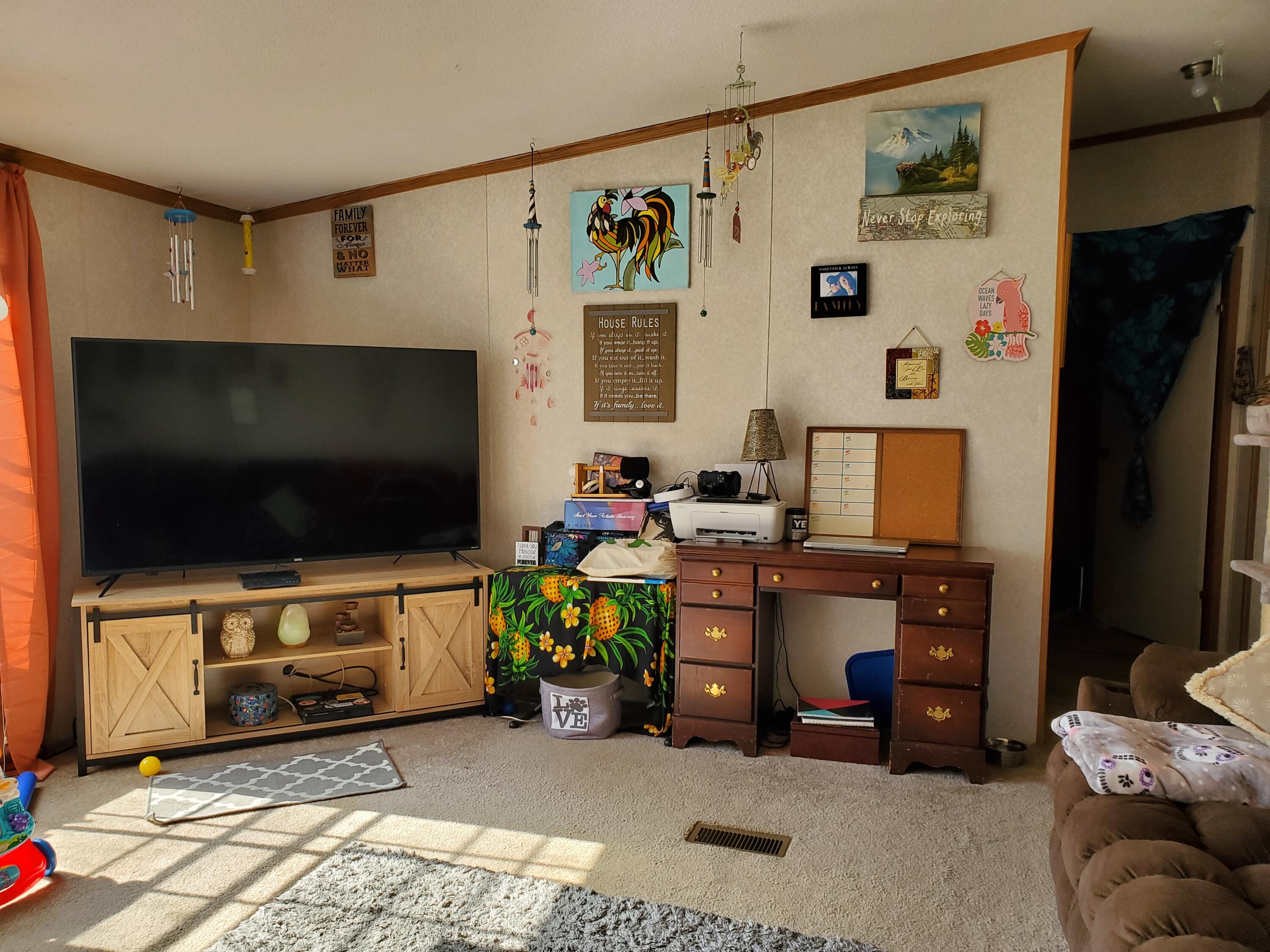 3438 William Brunson Road Summerton, SC 29148 - Photo 8 of 22 LIVING ROOM