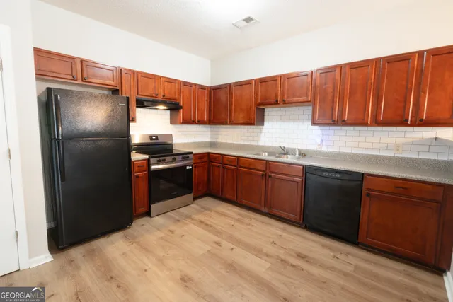 $190,000 | 2256 Nicole Drive, Hampton, GA 30228