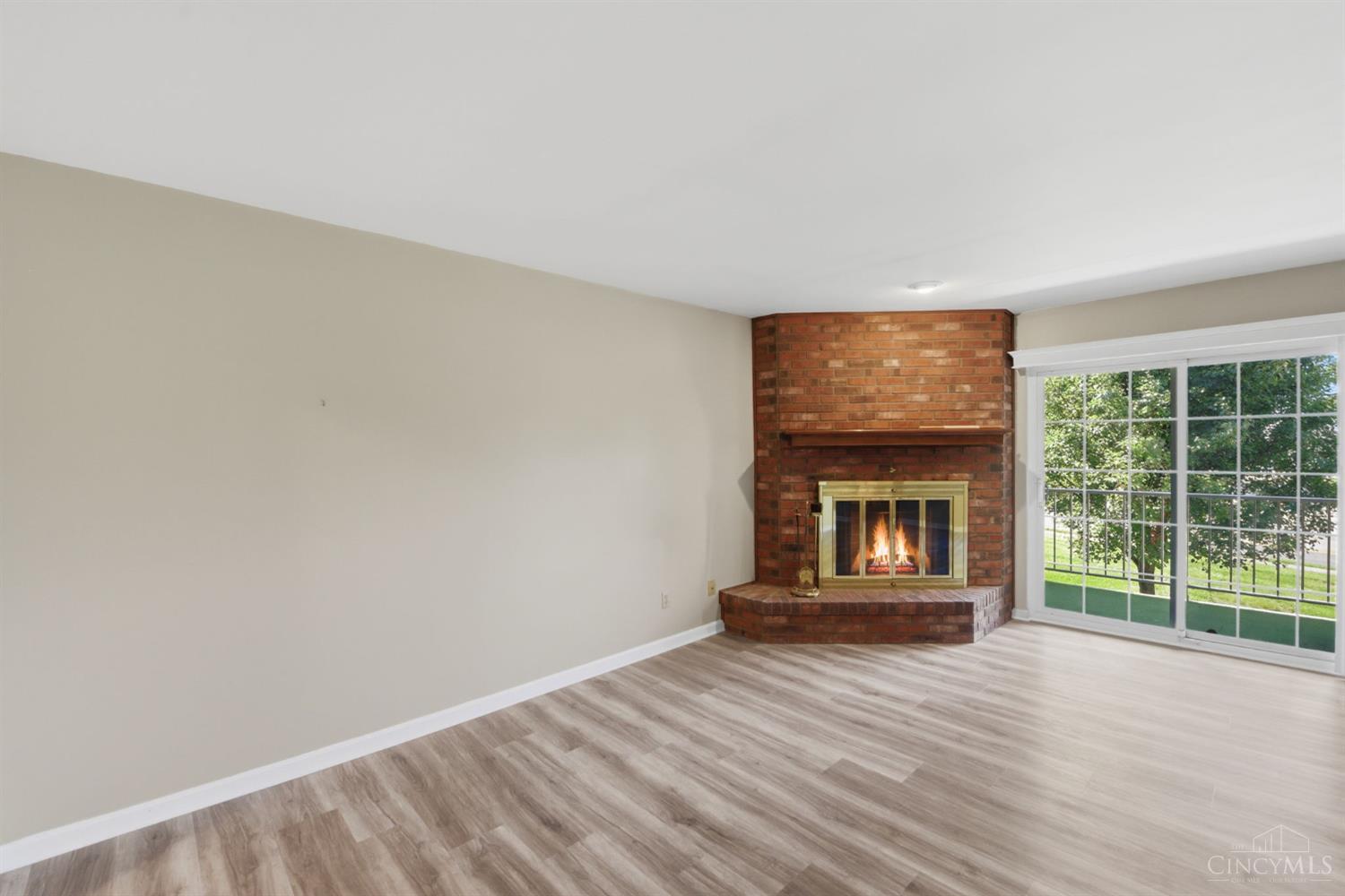5346 Werk Road, Unit D1 Cincinnati, OH 45248 - Photo 7 of 49