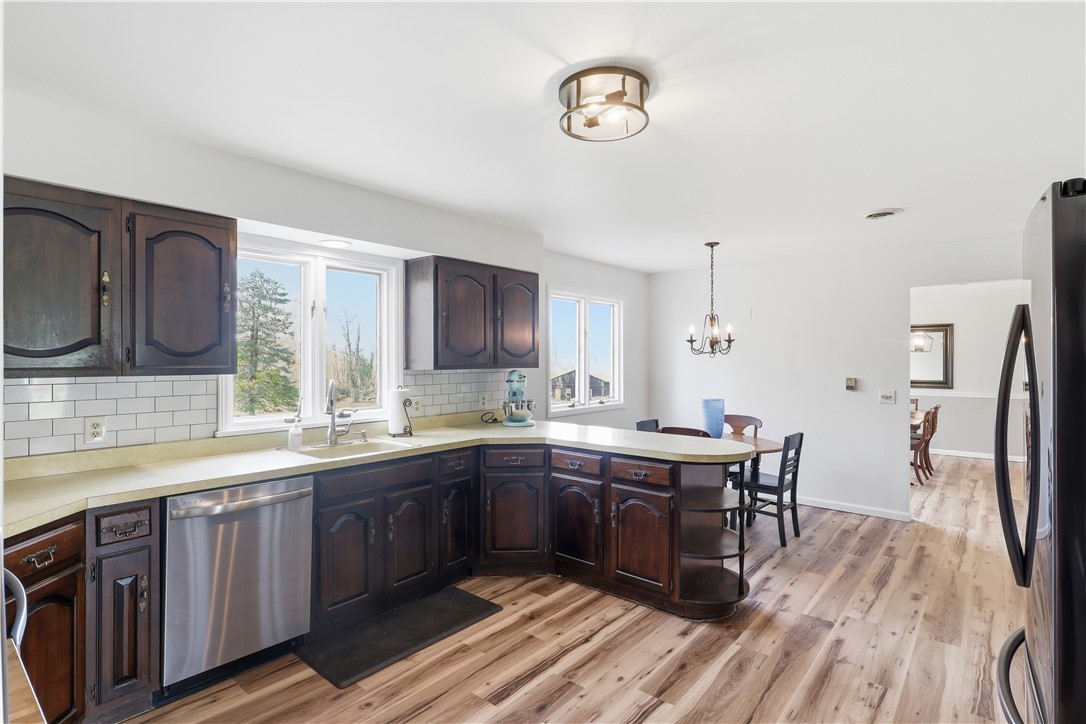 777 Erie Street Road Macedon, NY 14502 - Photo 11 of 38
