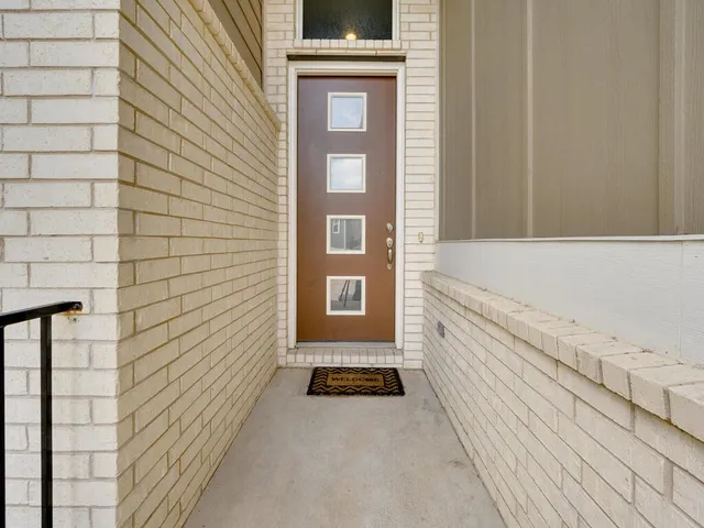 $2,350 | 305 Bridgeford Drive, Austin, TX 78745