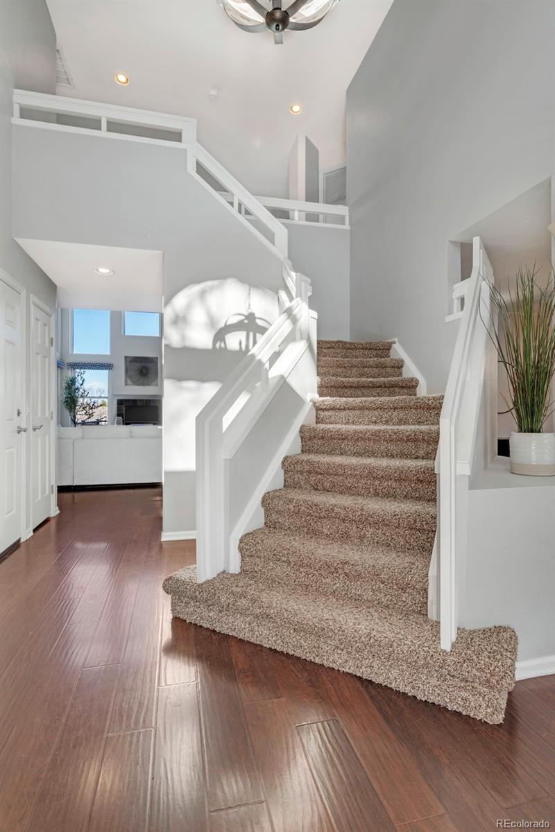 1625 Adobe Place Highlands Ranch, CO 80126 - Photo 4 of 44 Gallery Image 4