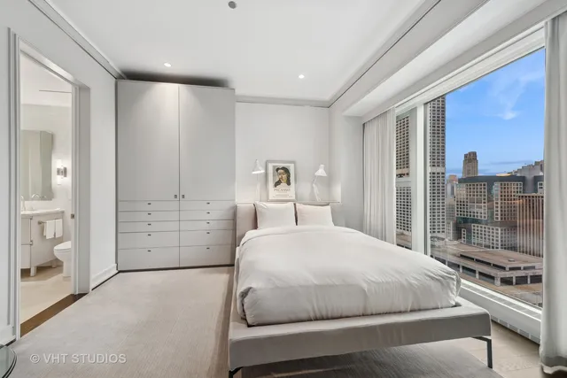 $1,900,000 | 77 East Walton Street, Unit 25D, Chicago, IL 60611