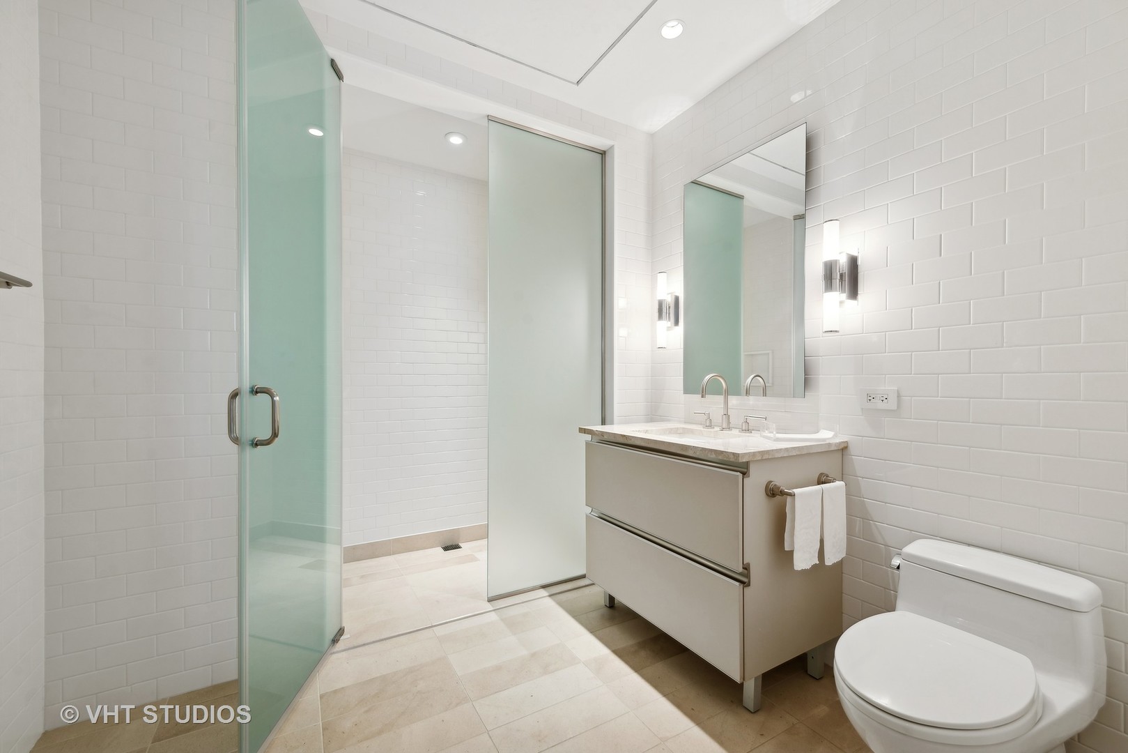 77 East Walton Street, Unit 25D Chicago, IL 60611 - Photo 21 of 28