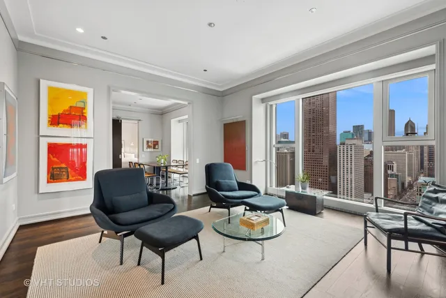 $1,900,000 | 77 East Walton Street, Unit 25D, Chicago, IL 60611