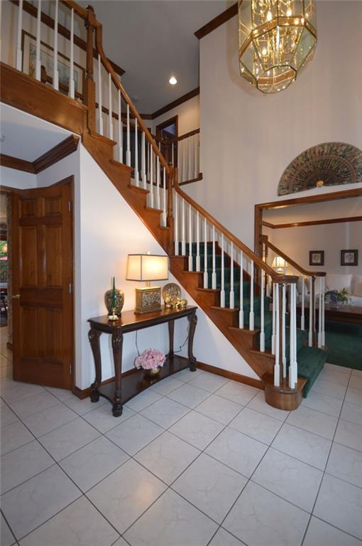 100 Field Club Circle McKees Rocks, PA 15136 - Photo 2 of 24