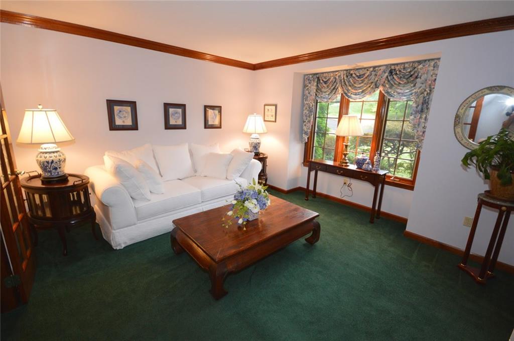 100 Field Club Circle McKees Rocks, PA 15136 - Photo 4 of 24