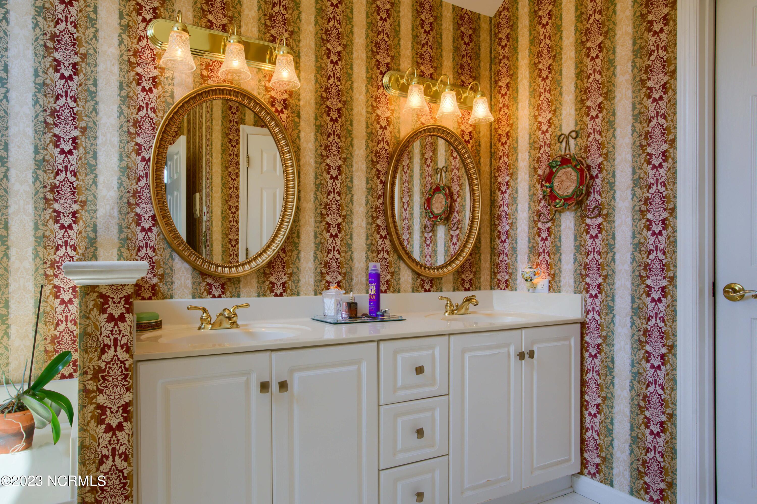 1119 Mill Run Road Sneads Ferry, NC 28460 - Photo 24 of 39 1119 Mill Run - Interiors_19