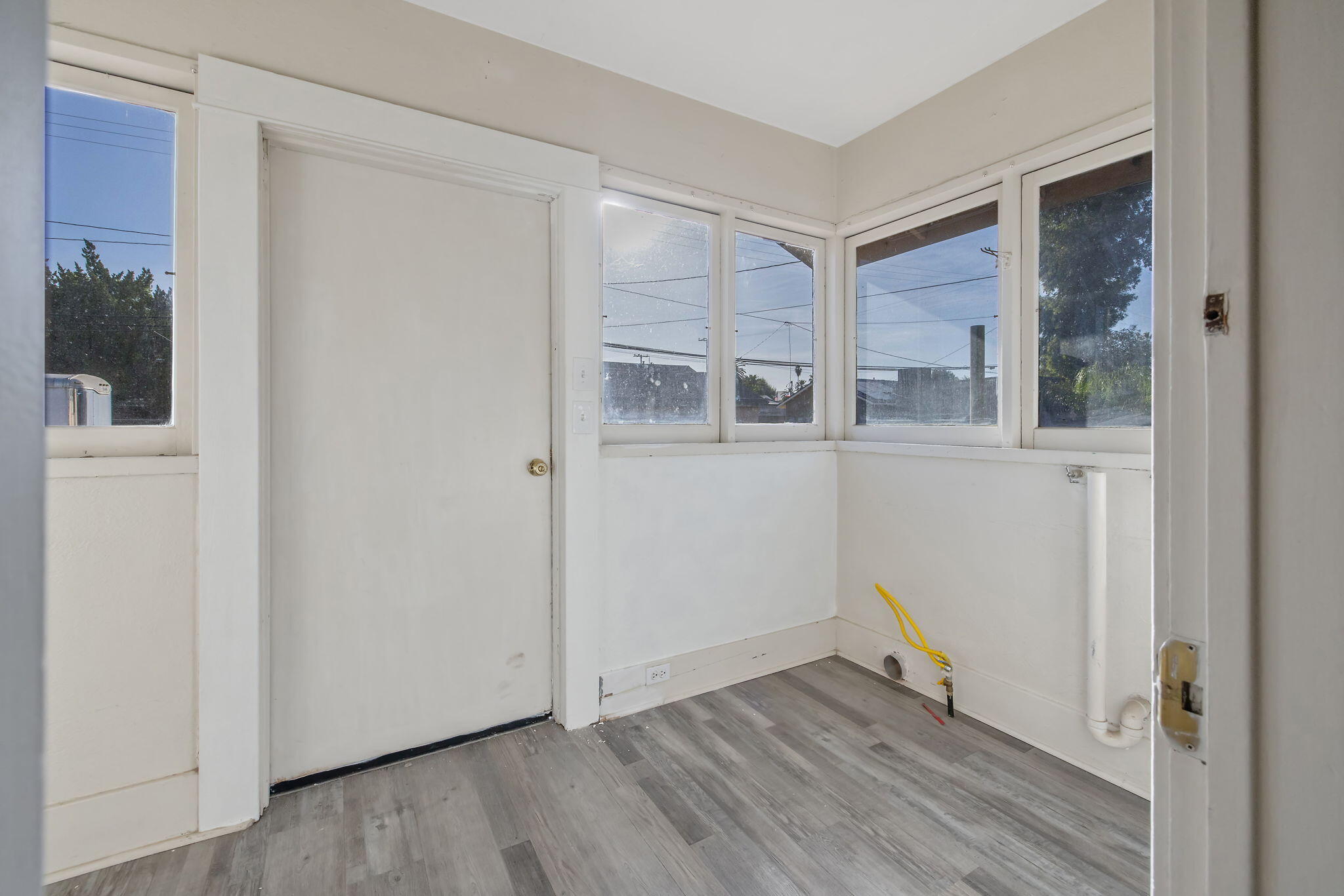 231 South F Street Exeter, CA 93221 - Photo 14 of 29 14-web-or-mls-713A7134