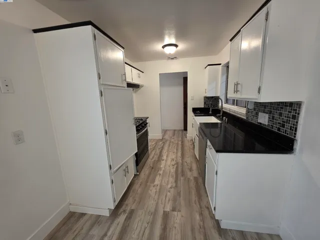 $399,999 | 7527 24th Street, Sacramento, CA 95822