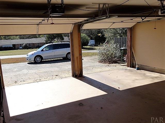 2131 Stallion Road Cantonment, FL 32533 - Photo 7 of 17 Gallery Image 7