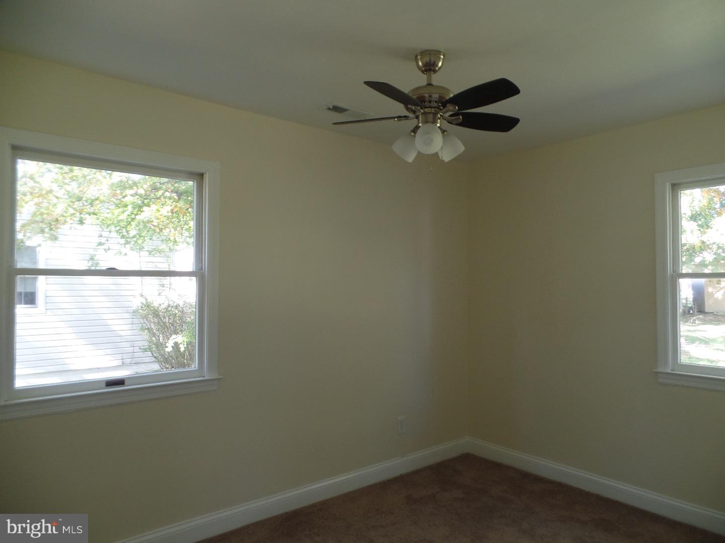 15 Warwick Road Stratford, NJ 08084 - Photo 11 of 14