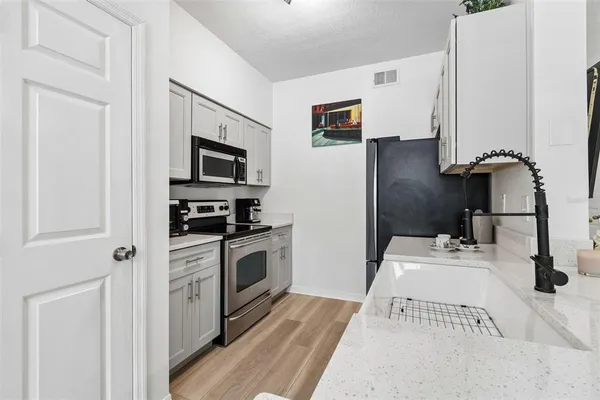 $220,000 | 1910 East Palm Avenue, Unit 9101, Tampa, FL 33605