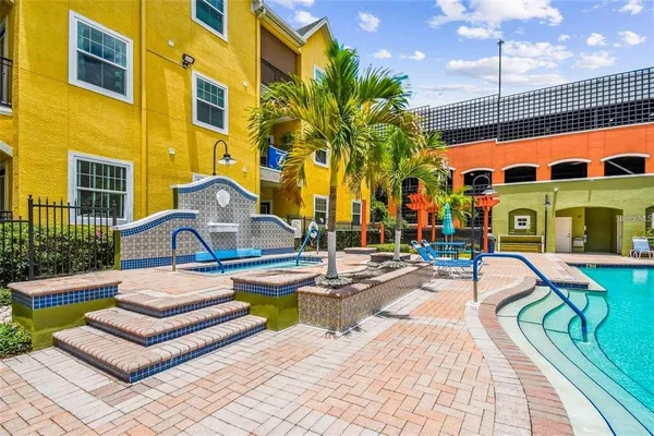 $220,000 | 1910 East Palm Avenue, Unit 9101, Tampa, FL 33605