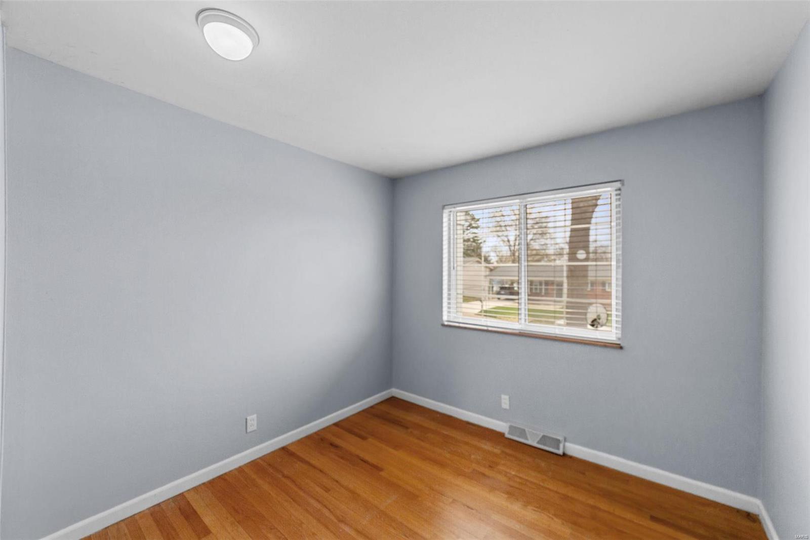 41 Hillcrest Boulevard Ballwin, MO 63021 - Photo 19 of 35