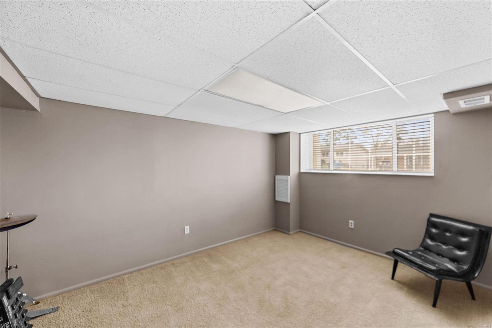 41 Hillcrest Boulevard Ballwin, MO 63021 - Photo 31 of 35